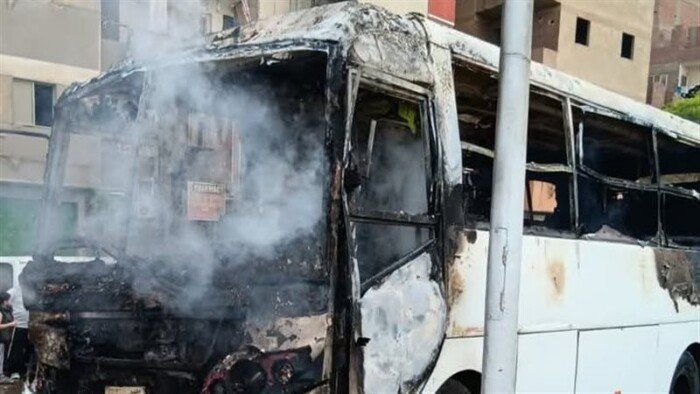 حريق أتوبيس أعلى الطريق الدائري في المرج حريق أتوبيس أعلى الطريق الدائري في المرج