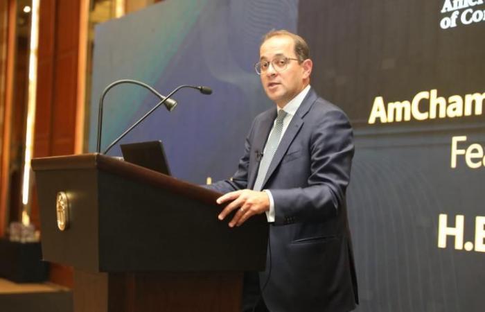 وزير
      المالية
      لمجتمع
      الأعمال:
      أنتم
      شركاؤنا
      ودورنا
      مساعدتكم
      على
      النمو . المساء الاخباري