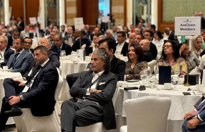وزير
      المالية
      لمجتمع
      الأعمال:
      أنتم
      شركاؤنا
      ودورنا
      مساعدتكم
      على
      النمو . المساء الاخباري