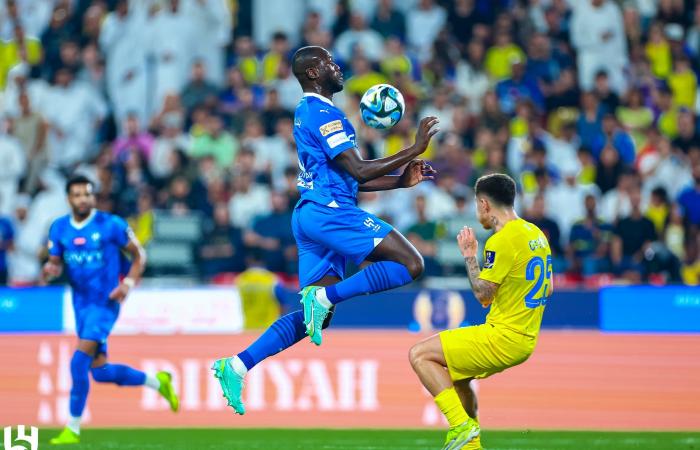 الهلال يدك النصر 2-1 ويواجه الاتحاد في نهائي كأس السوبر السعودي.. فيديو - المساء الاخباري