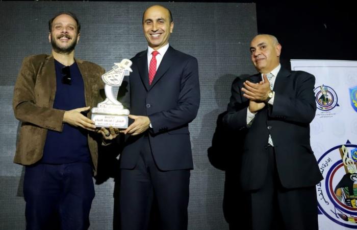 مهرجان
      بؤرة
      المسرحي
      يشهد
      ميلاد
      طاقات
      وإبداعات
      فنية
      لطلاب
      جامعة
      دمنهور .. بوابة المساء الاخباري