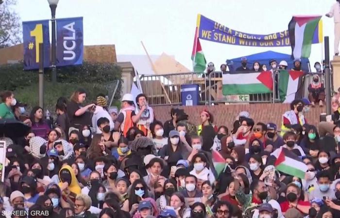 الفجر سبورت .. العالم
      اليوم
      -
      قلق
      بين
      مساعدي
      بايدن
      من
      تأثير
      الحراك
      الجامعي
      على
      الانتخابات