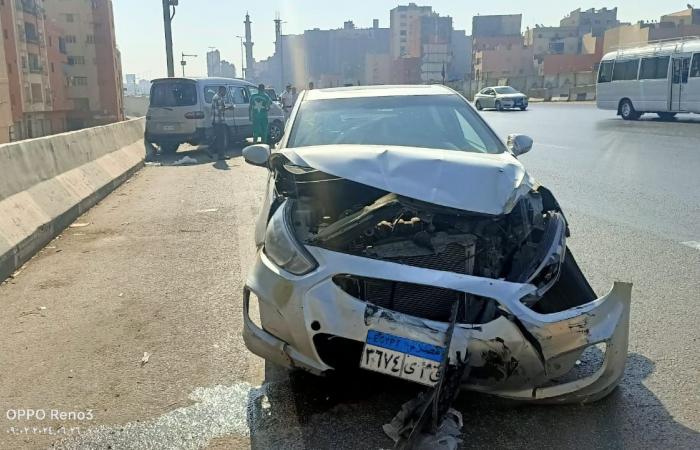 حادث
      تصادم
      سيارتين
      أعلى
      دائري
      العمرانية|
      صور . الفجر سبورت