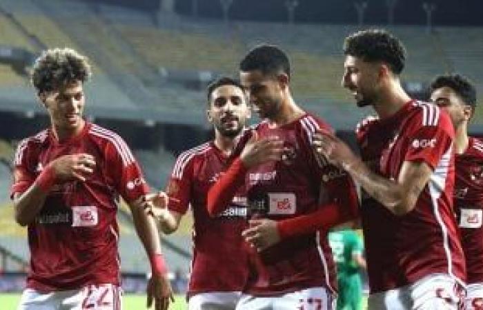 كاميرا "اليوم السابع" ترصد كواليس مباراة تتويج الأهلى بدرع الدورى الـ 44 - المساء الاخباري