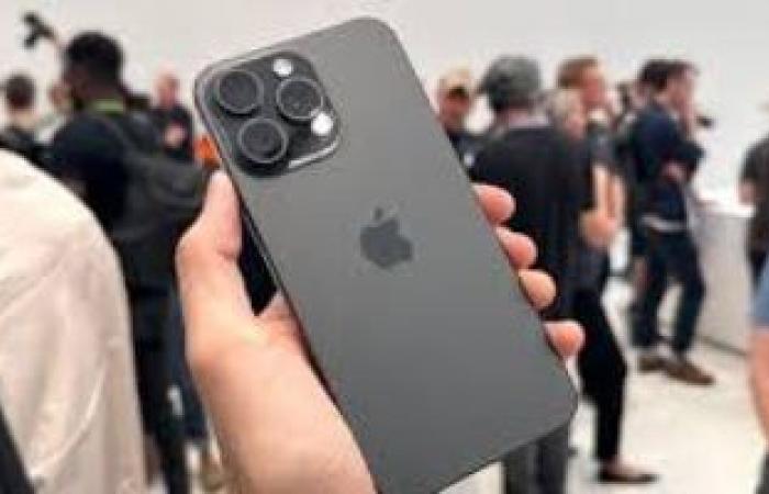 إيه الفرق؟.. تعرف على أبرز الاختلافات بين هاتف iPhone 15 Pro وGoogle Pixel 9 - المساء الاخباري