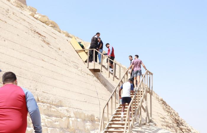 كاب فيردي في زيارة لهرم ميدوم قبل مواجهة مصر بتصفيات أمم أفريقيا.. صور - المساء الاخباري