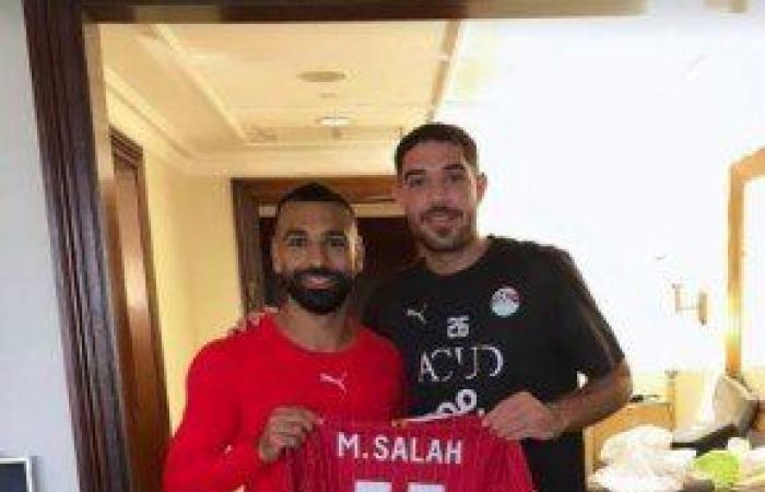 محمد
      صلاح
      يصل
      معسكر
      منتخب
      مصر
      «صورة» - بوابة المساء الاخباري