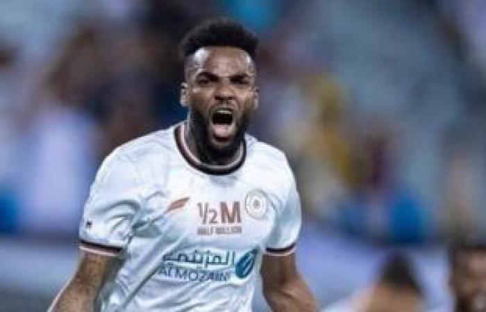 الجابوني آرون بوينديزا يصل القاهرة خلال أيام لإتمام التعاقد مع الزمالك - المساء الاخباري