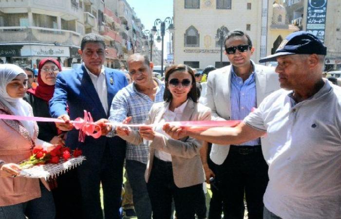 استعدادًا
      للعام
      الدراسي
      الجديد..
      محافظ
      البحيرة
      تفتتح
      معرض
      «أهلا
      مدارس»
      بأبوحمص - بوابة المساء الاخباري