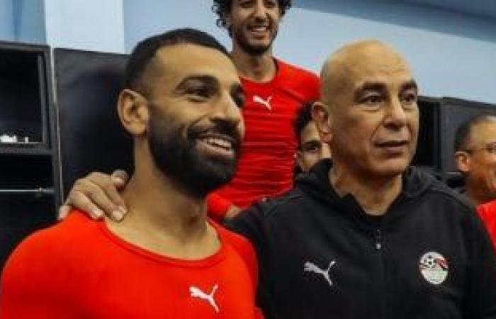 منتخب مصر يحتفل مع محمد صلاح بمباراته المائة.. فيديو - المساء الاخباري