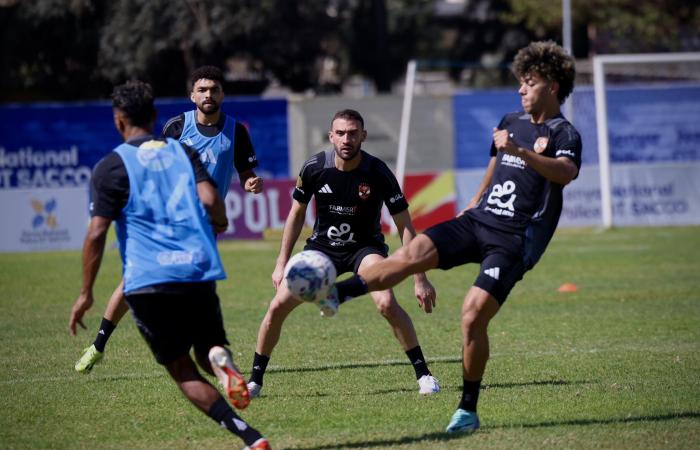 شاهد كواليس مران الأهلي الأخير في نيروبي قبل مواجهة جورماهيا الكيني - المساء الاخباري