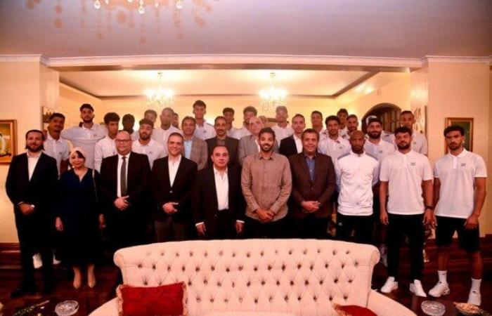 بعثة
      الزمالك
      تلبي
      دعوة
      سفير
      مصر
      في
      كينيا - بوابة المساء الاخباري