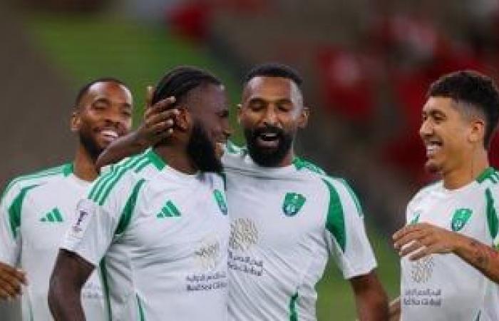 الأهلي السعودي يتقدم علي برسيبوليس الإيراني 1-0 في الشوط الأول بدورى الأبطال - المساء الاخباري