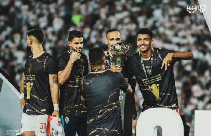 عاجل..
      عواد
      يحرس
      مرمى
      الزمالك
      أمام
      الأهلي
      وخروج
      صبحي
      من
      السوبر
      الإفريقي
      «خاص» - بوابة المساء الاخباري