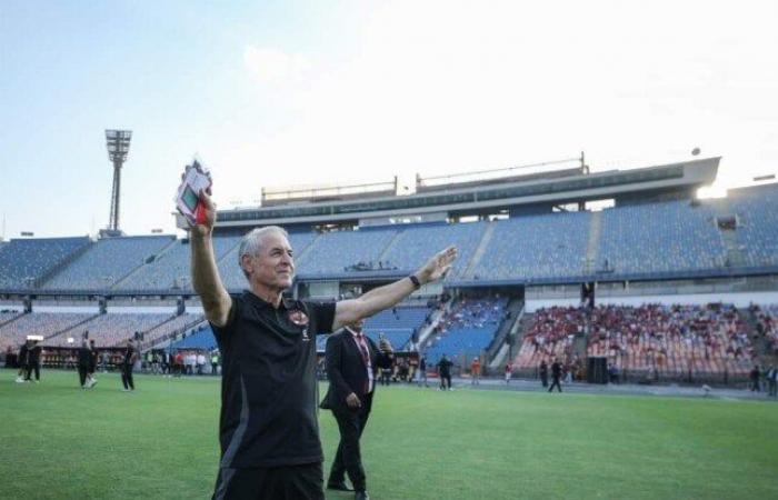 محمد
      عبد
      الجليل:
      كولر
      أصبح
      مذبذب..
      ومن
      الصعب
      بقاء
      معلول
      في
      الأهلي - بوابة المساء الاخباري