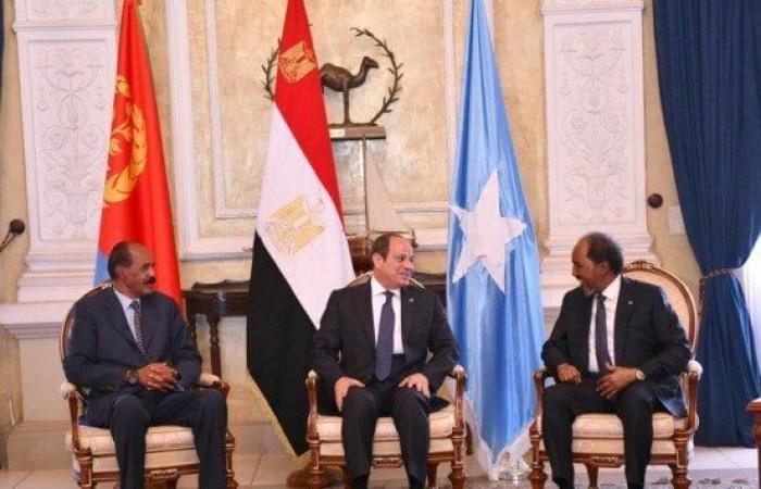 الرئيس
      السيسي
      ونظيره
      الإريتري:
      اتفقنا
      على
      وقف
      إطلاق
      النار
      في
      السودان - بوابة المساء الاخباري