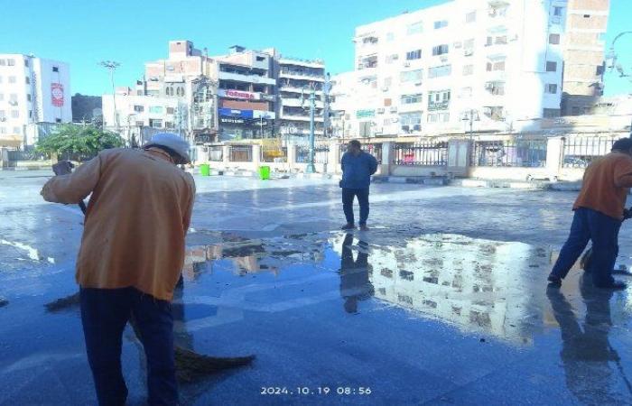 عقب
      انتهاء
      احتفالات
      مولد
      البدوي..
      أعمال
      نظافة
      وتطهير
      بمحيط
      المسجد
      الأحمدي
      بطنطا
      ورفع
      1000طن
      مخلفات - بوابة المساء الاخباري