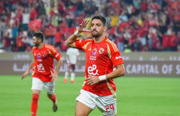 السوبر
      المصري..
      الأهلي
      يعبر
      سيراميكا
      ويضرب
      موعدا
      مع
      الزمالك
      في
      النهائي المساء الاخباري ..