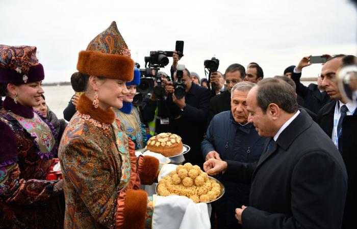 في
      اليوم
      الأول..
      نشاط
      مكثف
      للرئيس
      السيسي
      على
      هامش
      قمة
      البريكس
      في
      روسيا المساء الاخباري ..