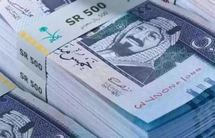 استقرار
      هادئ
      في
      سعر
      الريال
      السعودي
      أمام
      الجنيه
      المصري:
      تحليل
      اقتصادي
      متوازن