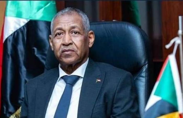 الزناتي:
      السفير
      السوداني
      بالقاهرة
      في
      حوار
      مفتوح
      بنقابة
      الصحفيين
      الخميس
      المقبل .. بوابة المساء الاخباري