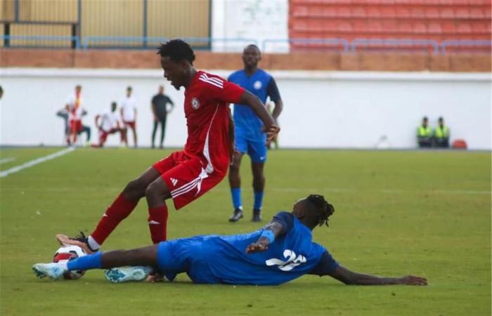 فيديو
      |
      سموحة
      يفوز
      على
      حرس
      الحدود
      بثلاثية
      في
      افتتاحية
      الدوري
      المصري