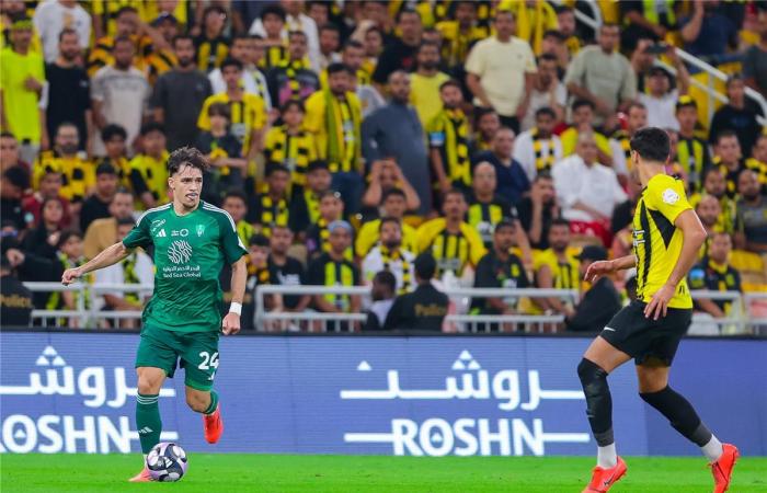 فيديو
      |
      في
      مباراة
      مثيرة..
      الاتحاد
      يفوز
      على
      الأهلي
      بـ
      الدوري
      السعودي