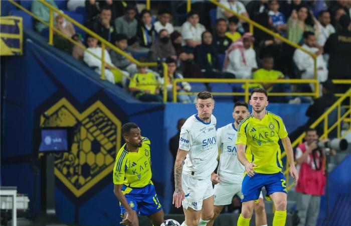 فيديو
      |
      التعادل
      الإيجابي
      يحسم
      قمة
      الهلال
      والنصر
      في
      الدوري
      السعودي