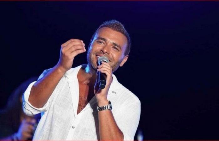 احتفاء
      جماهيري
      بـ
      رامي
      صبري
      في
      كندا - بوابة المساء الاخباري