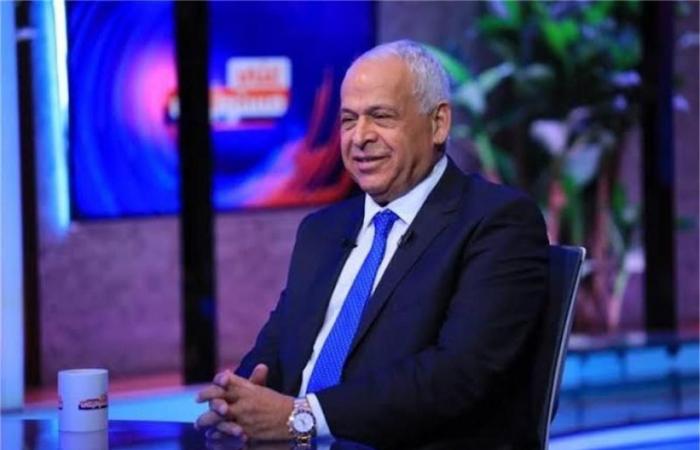 فرج
      عامر:
      سموحة
      هذا
      الموسم
      مختلف..
      ونعتبر
      كل
      المباريات
      نهائيات
      كؤوس