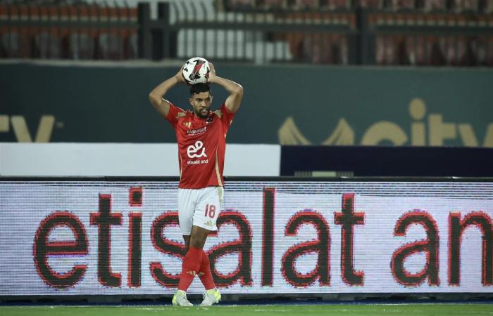 الطريق
      إلى
      اللقب
      الـ45
      ..
      الأهلي
      يكتسح
      سيراميكا
      بخماسية
      في
      بداية
      مشواره
      بالدوري . المساء الاخباري