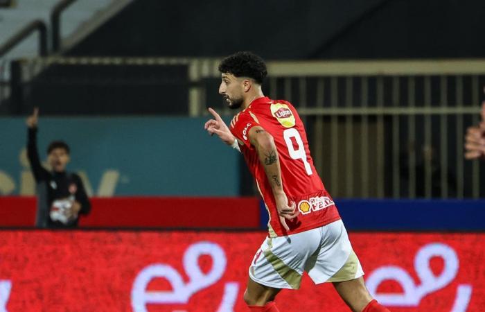 الطريق
      إلى
      اللقب
      الـ45
      ..
      الأهلي
      يكتسح
      سيراميكا
      بخماسية
      في
      بداية
      مشواره
      بالدوري . المساء الاخباري