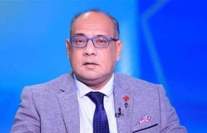 تعليق
      مثير
      لـ
      عمرو
      الدردير
      على
      إيقاف
      القيد
      بالزمالك .. بوابة المساء الاخباري