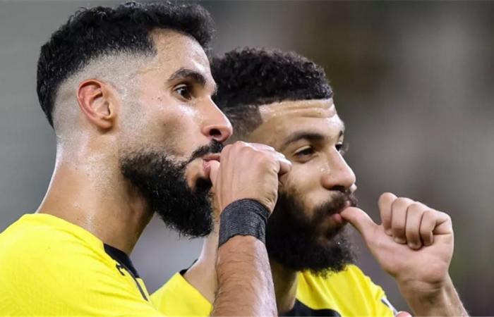 الاتحاد
      يفوز
      على
      العروبة
      بثنائية
      ويتصدر
      الدوري
      السعودي