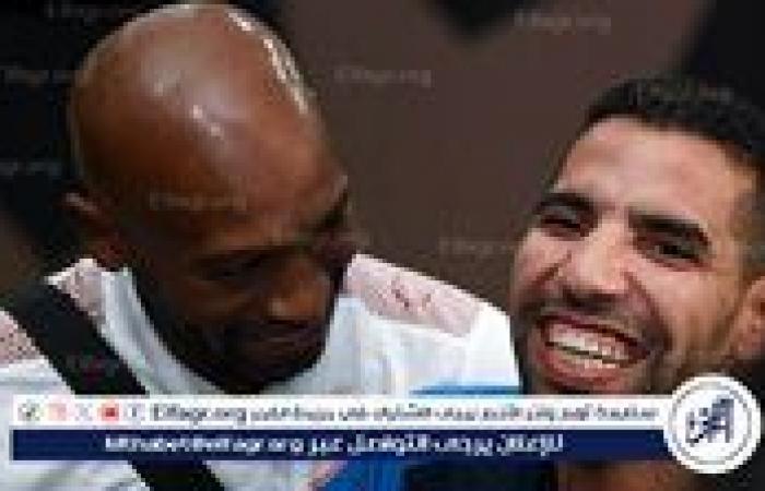 لاعبو
      الزمالك
      يحيون
      مؤمن
      زكريا
      قبل
      لقاء
      سموحة
      في
      الدوري
      الممتاز