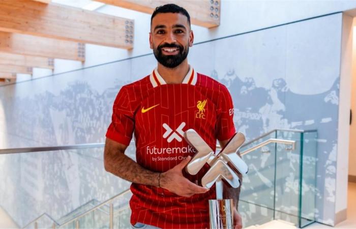 محمد
      صلاح
      يفوز
      بجائزة
      لاعب
      أكتوبر
      في
      ليفربول
      ويصرّح:
      ما
      أفعله
      صعب