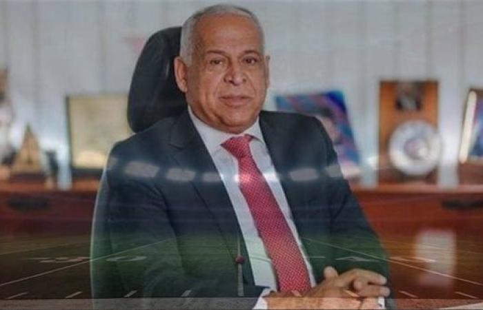 رسالة
      غاضبة
      من
      فرج
      عامر
      لـ
      هاني
      سليمان
      بسبب
      أخطاء
      أمام
      الزمالك .. بوابة المساء الاخباري