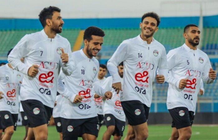 منتخب
      مصر
      يخوض
      أولى
      تدريباته
      استعدادًا
      لـ
      الرأس
      الأخضر..
      وتغيير
      موعد
      مباراة
      بوتسوانا - بوابة المساء الاخباري