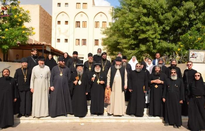 الحياة
      الرهبانية
      ..
      زيارة
      وفد
      من
      الكنيسة
      الروسية
      لدير
      "الأنبا
      بيشوي"
      بوادي
      النطرون|صور .. بوابة المساء الاخباري