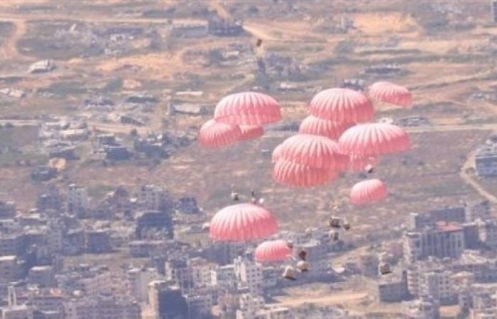 إنزال
      جوي
      للجيش
      الأردني
      في
      قطاع
      غزة
      |
      تفاصيل .. بوابة المساء الاخباري