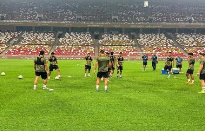 الزمالك
      يخوض
      مرانه
      الأخير
      قبل
      السفر
      إلى
      ليبيا - بوابة المساء الاخباري