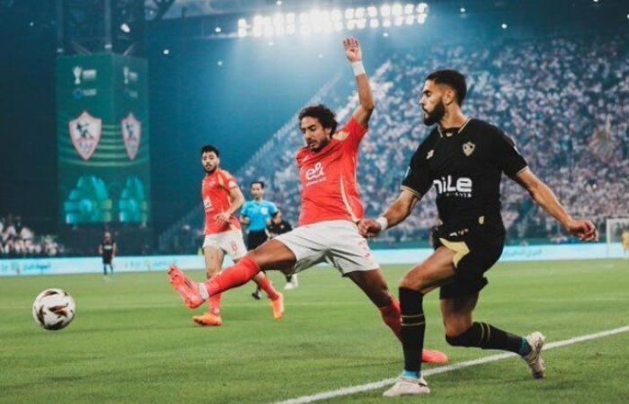 بنتايك
      يصل
      ليبيا
      غدًا
      للمشاركة
      في
      مباراة
      الزمالك
      والنصر
      الودية - بوابة المساء الاخباري