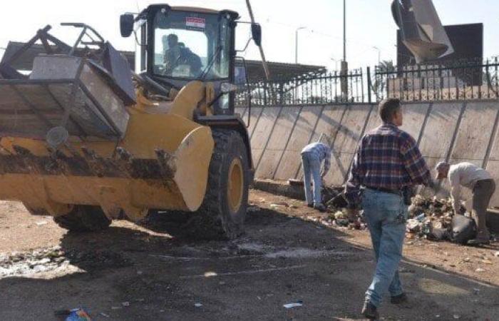 محافظ
      أسيوط
      يتفقد
      الحملة
      المكبرة
      لرفع
      إشغالات
      الباعة
      الجائلين
      بشوارع
      وميادين
      حي
      غرب - بوابة المساء الاخباري