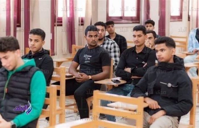 رئيس
      جامعة
      بورسعيد
      يوجه
      بمواصلة
      الندوات
      حول
      المبادرة
      الرئاسية
      لنشر
      ثقافة
      التوعية .. بوابة المساء الاخباري