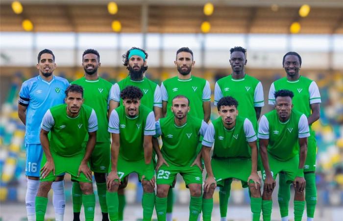 فيديو
      |
      في
      الثانية
      12..
      النصر
      الليبي
      يسجل
      الهدف
      الأول
      أمام
      الزمالك