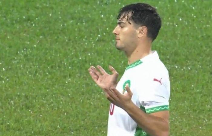 منتخب
      المغرب
      يواصل
      عروضه
      القوية
      بخماسية
      أمام
      الجابون
      في
      تصفيات
      إفريقيا - بوابة المساء الاخباري