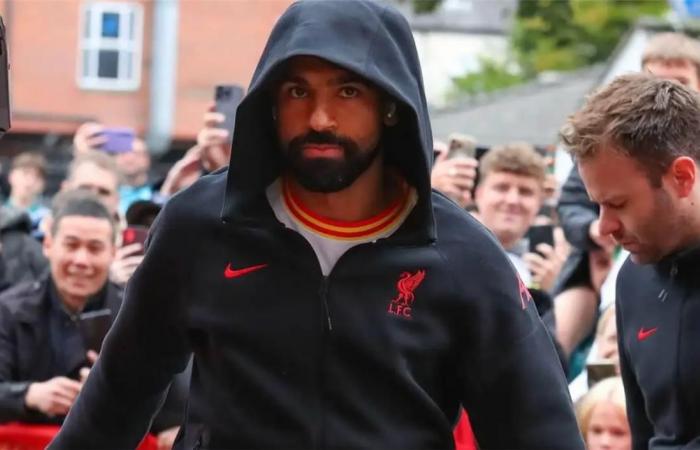 هل
      يودع
      محمد
      صلاح
      ليفربول؟..
      رئيس
      إيفرتون
      السابق
      يكشف
      عن
      وجهة
      اللاعب
      المستقبلية