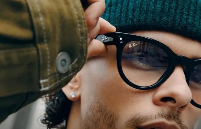 بمزايا
      الذكاء
      الاصطناعي..
      سامسونج
      تطلق
      نظارات
      ذكية
      تشبة
      Ray-Ban
      من
      ميتا .. بوابة المساء الاخباري