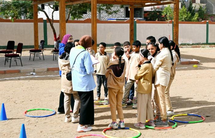 محافظ
      البحيرة
      ورئيس
      القومي
      للطفولة
      يتفقدان
      مدرسة
      الأبعادية
      الابتدائية المساء الاخباري ..