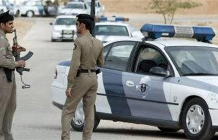 السلطات
      السعودية
      تلقي
      القبض
      على
      شخص
      روج
      كمية
      من
      المخدرات
      في
      عسير .. بوابة المساء الاخباري